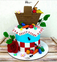 Picnic Cake with an edible basket made using Marvelous Molds Burlap Impression Mat