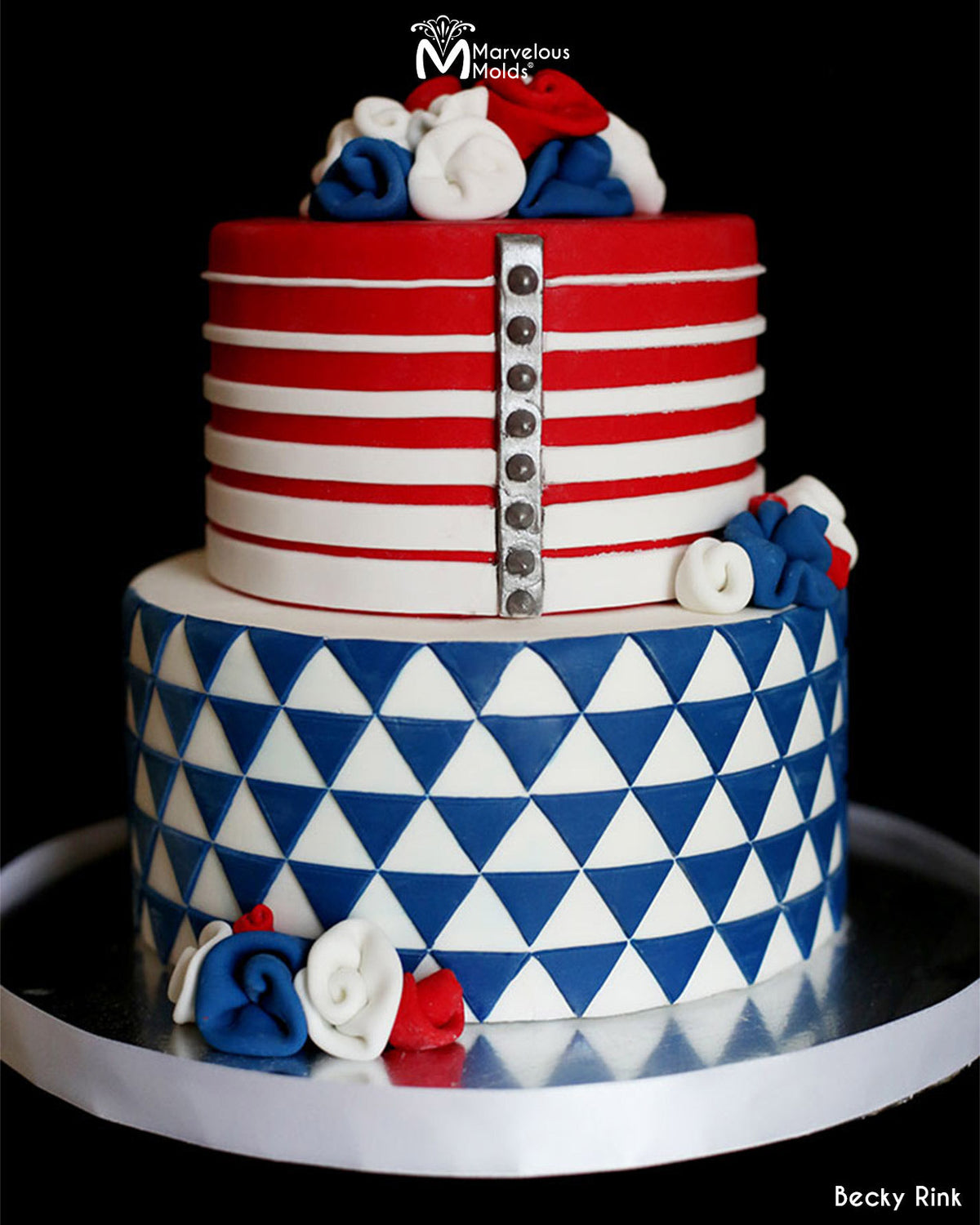 Memorial Day US Fourth of July Cake Decorated Using the Marvelous Molds Rise Silicone Onlay