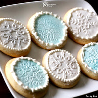 Snowflake Cookies Decorated Using Marvelous Molds Blitzen Cakeflake Silicone Onlay